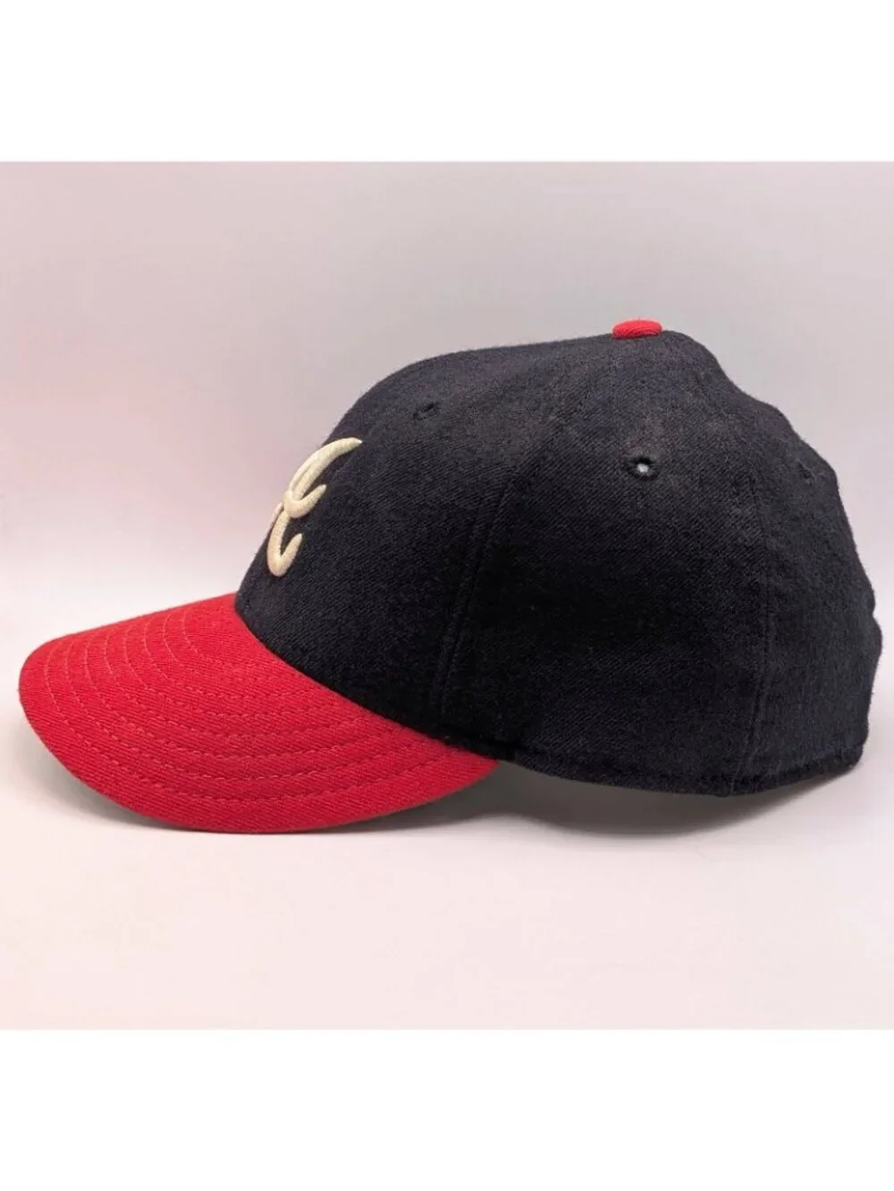 Vintage Atlanta Braves New Era Fitted Hat Size 7 1/4 100% Wool Made In USA MLB